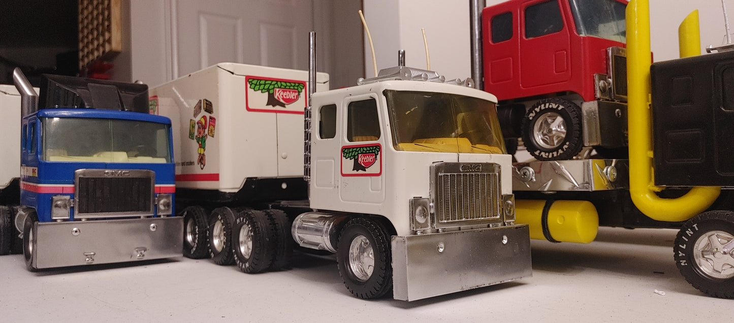 NYLINT GMC Grill - Original/Custom [ Scale: 1/18 ]