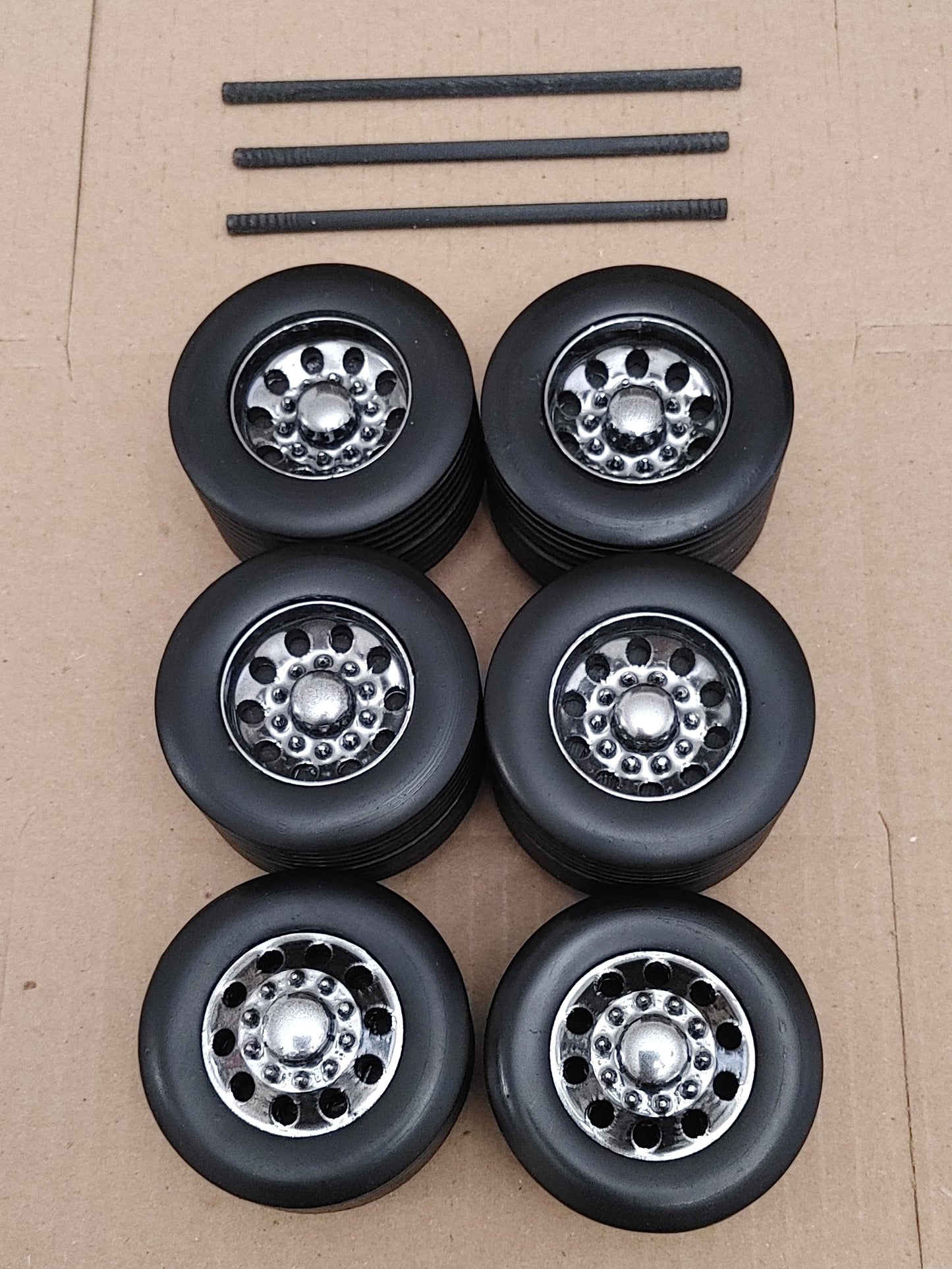 NYLINT L9000 Custom Bud Wheels [ Scale: 1/12 ]