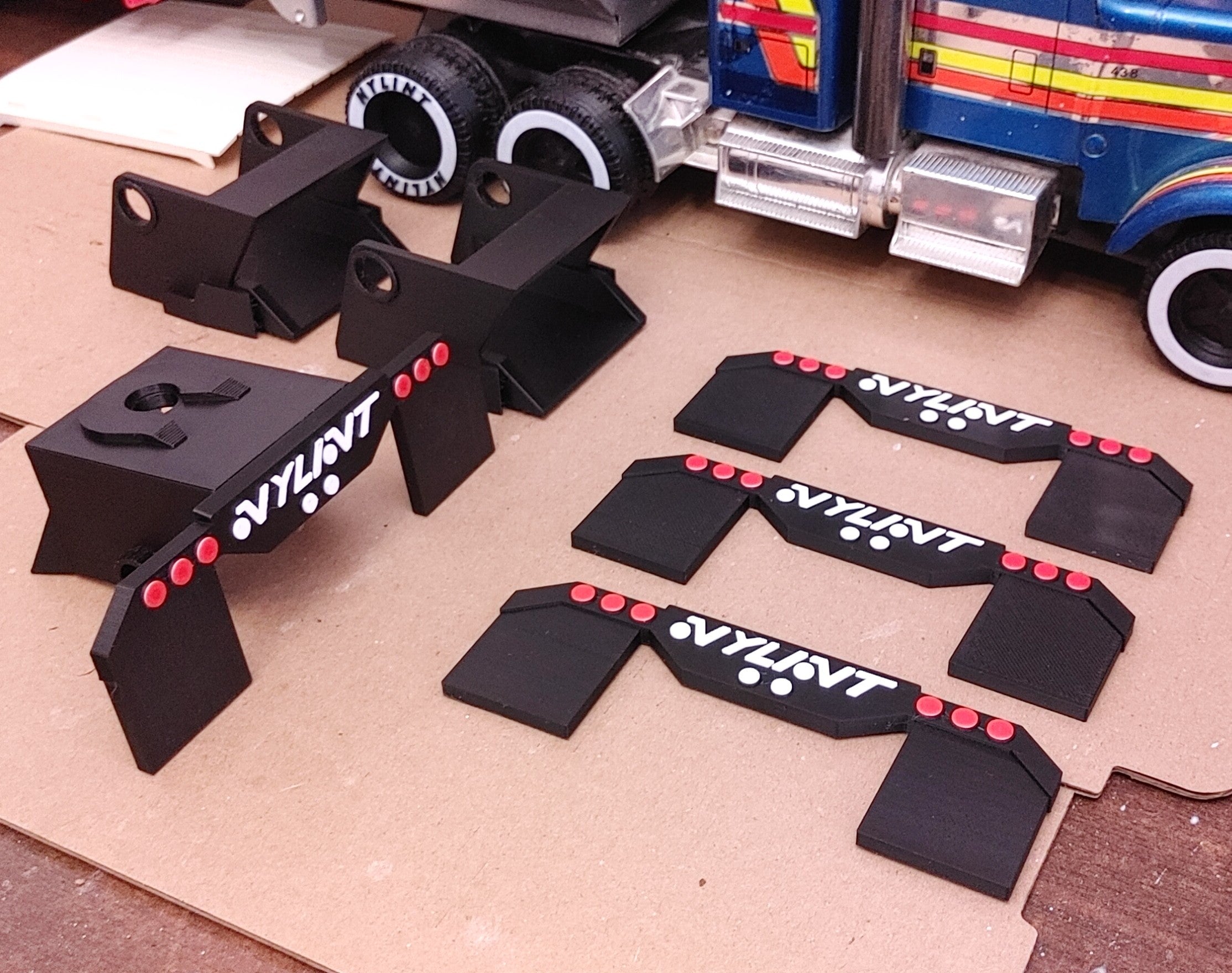 NYLINT Tri-Drive Attachment (SNAP-ON) [ SCALE: 1/18 ] – Nylint Parts