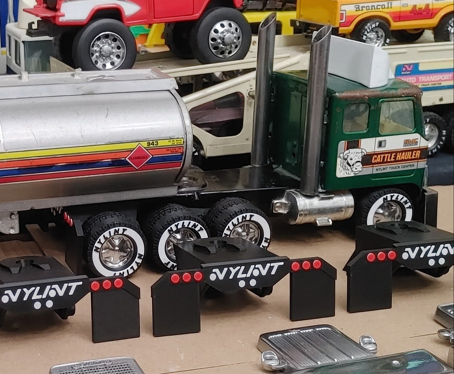 NYLINT Tri-Drive Attachment (SNAP-ON) [ SCALE: 1/18 ] – Nylint Parts