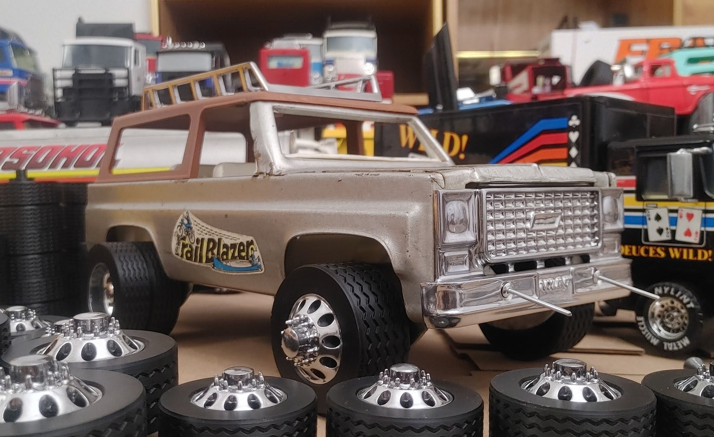 NYLINT BLAZER/C10 Dually Bud Wheels [ SCALE: 1/12 ]