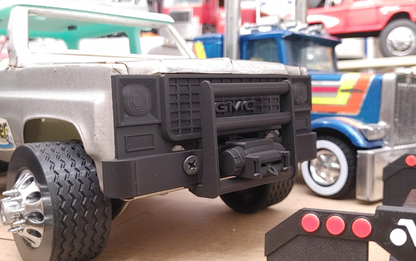 NYLINT BLAZER/C10 GMC/CHEVY Grills - Custom [ SCALE: 1/12 ]