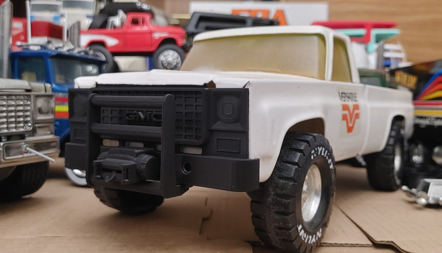 NYLINT BLAZER/C10 GMC/CHEVY Grills - Custom [ SCALE: 1/12 ]