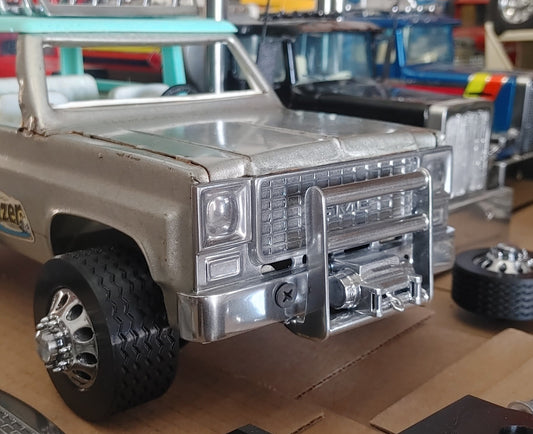 NYLINT BLAZER/C10 GMC/CHEVY Grills - Custom [ SCALE: 1/12 ]