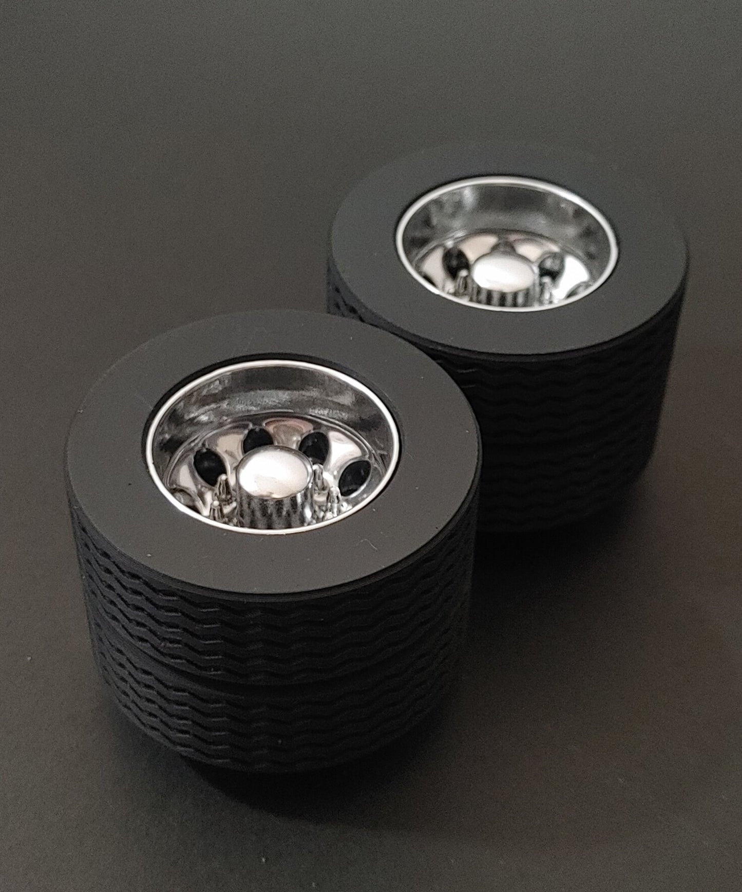 NYLINT Bud Wheels Freightliner/GMC [ Scale: 1/18 ]