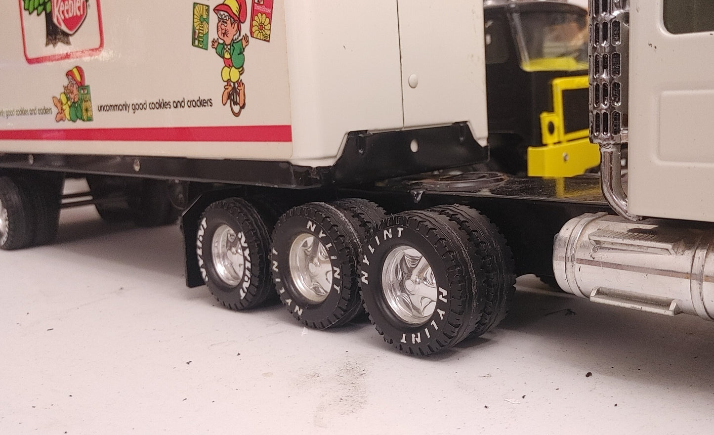 NYLINT Tri-Drive Snap-On Attachment [ SCALE: 1/18 ]