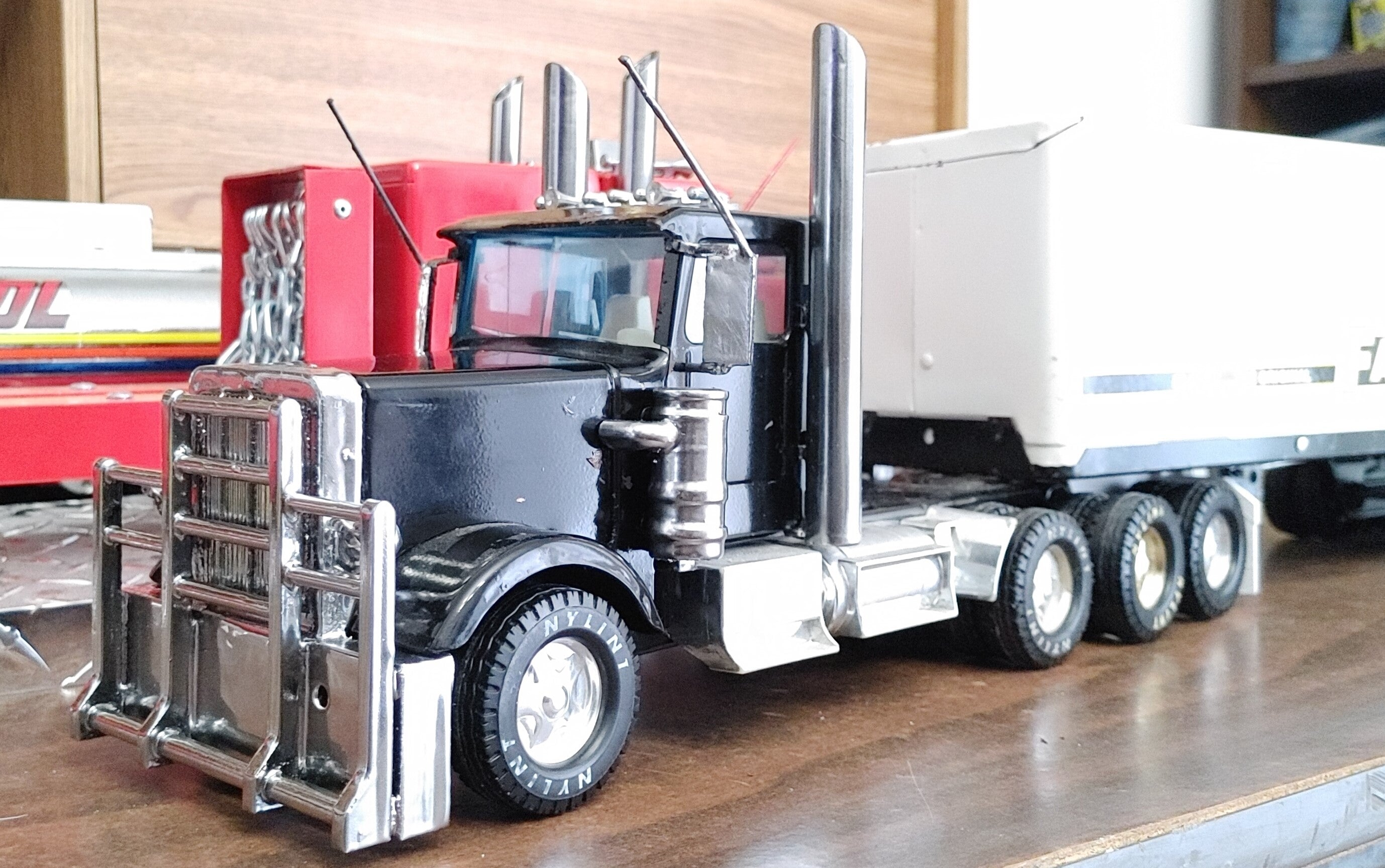 NYLINT トレーラー ブリキ NYLINT Air Cleaner Set FREIGHTLINER (SNAP-ON) [ SCALE: 1/18